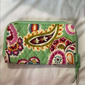 NWOT VERA BRADLEY WALLET